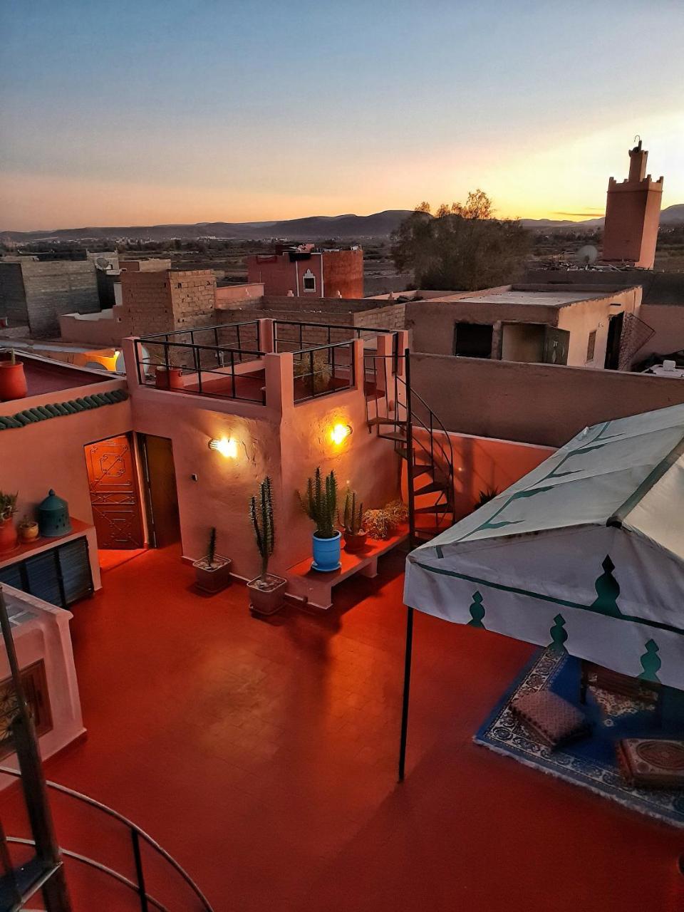 Riad Dar Rita Ouarzazate Bagian luar foto