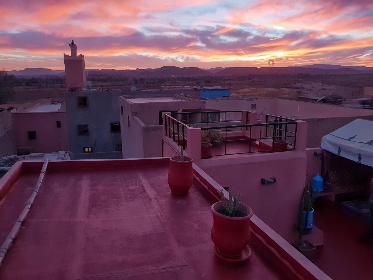 Riad Dar Rita Ouarzazate Bagian luar foto